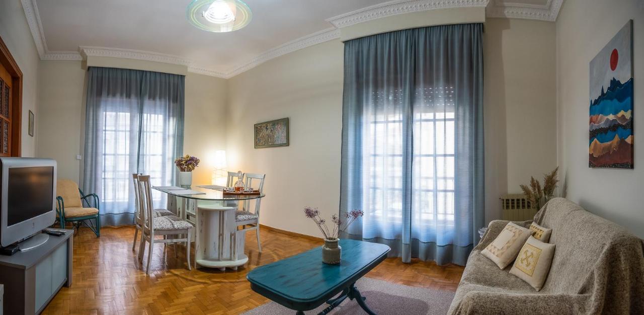 شقة Meteora Family House كالامباكا المظهر الخارجي الصورة